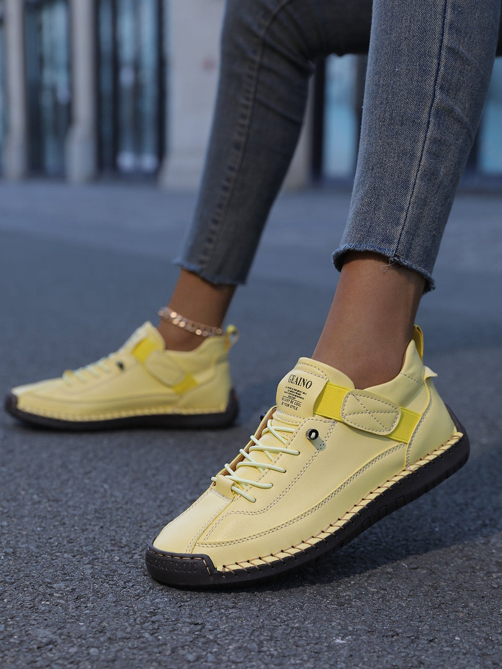 Frankie | Womens Leather Low Top Retro Flat Shoes - 11
