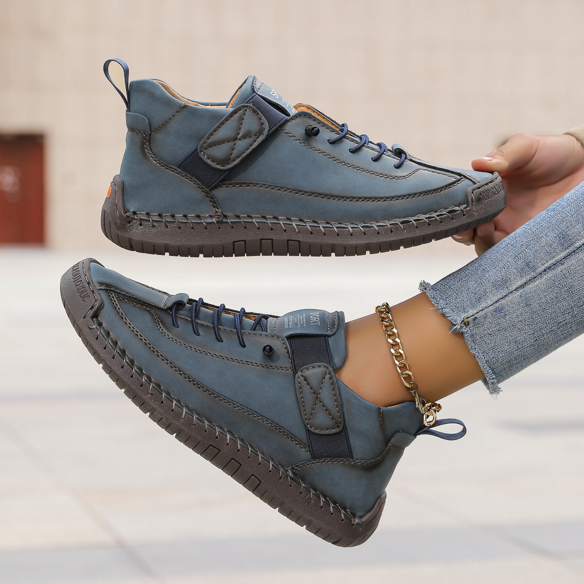 Frankie | Womens Leather Low Top Retro Flat Shoes - 7