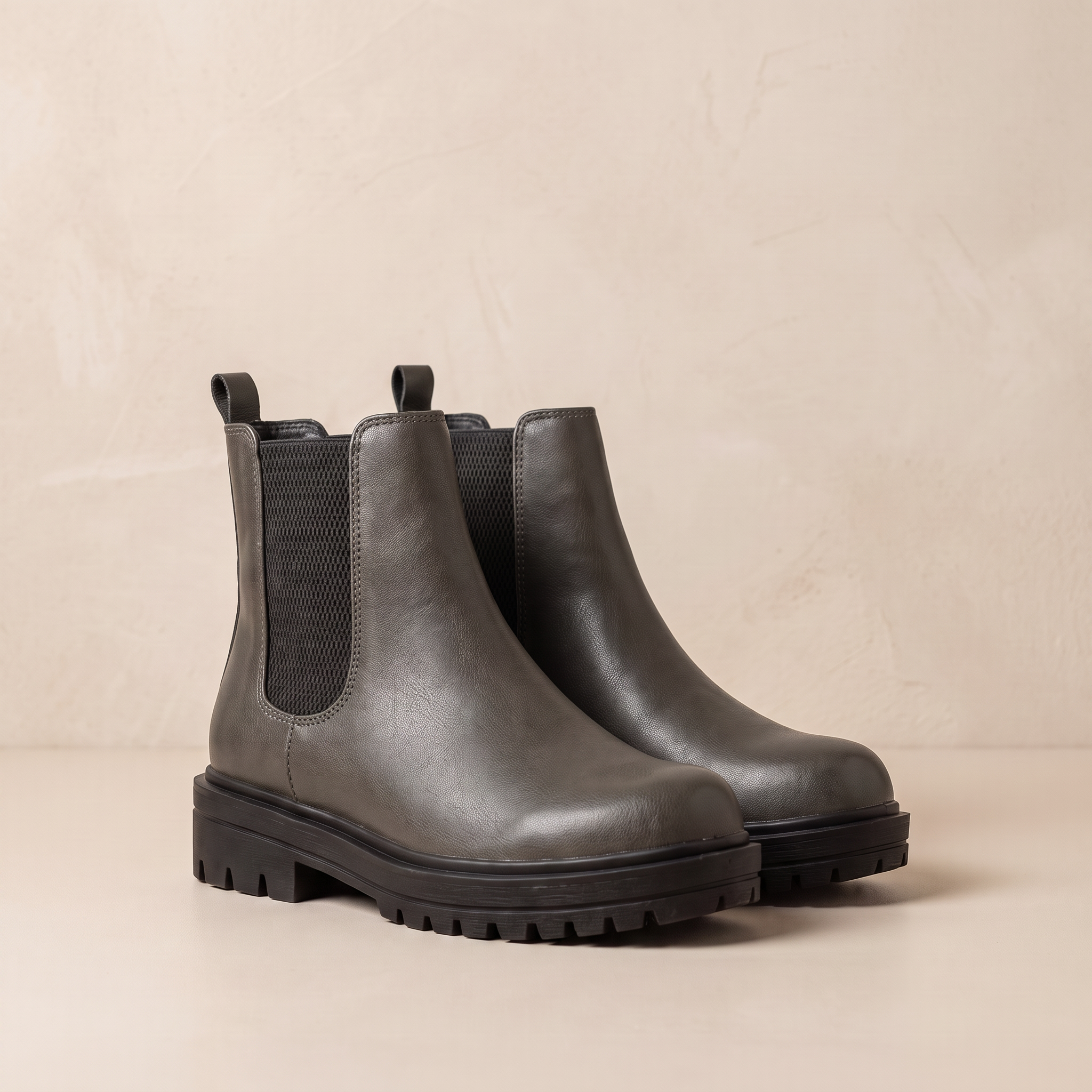 Oscar | Chunky Chelsea Boots Ankle