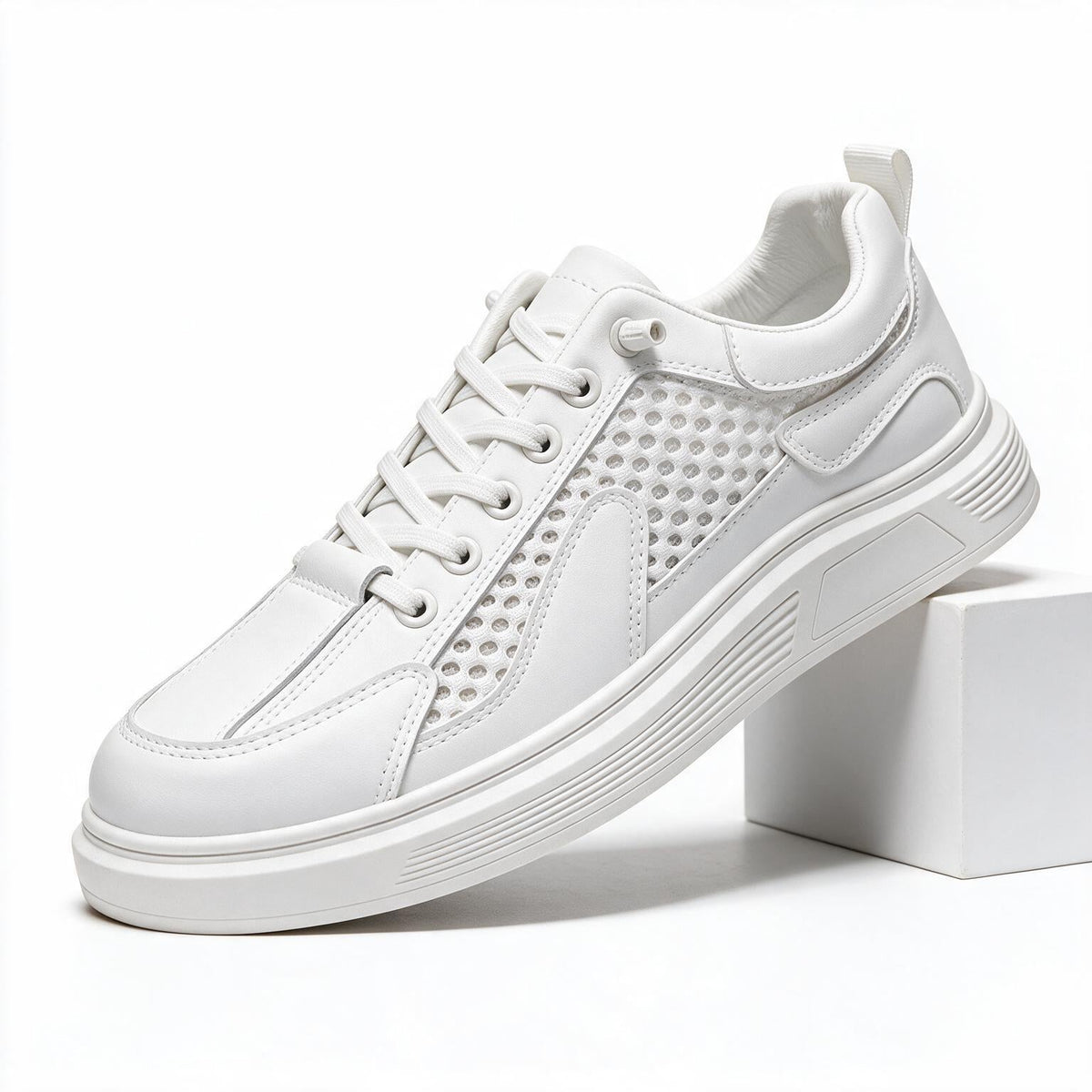 Conrad | Mens Trainers Sports Shoes Breathable Mesh Casual Running Sneakers White packshot
