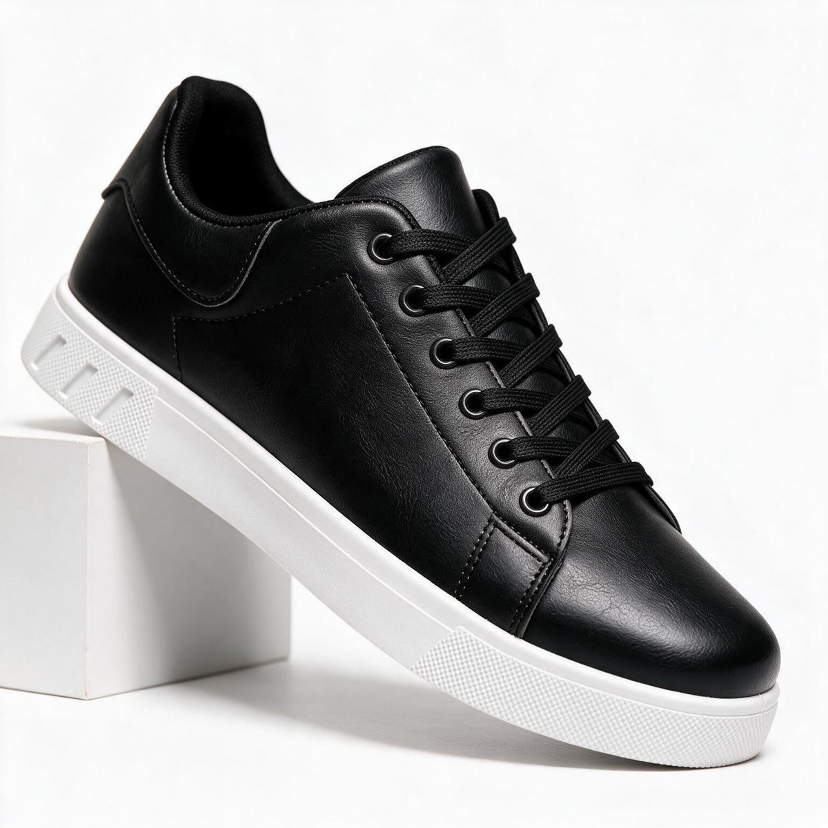 Bram | Mens Leather Trainers Breathable Lightweight Casual Shoes Black packshot