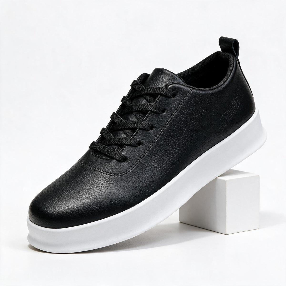 Carsten | Mens White Trainers Slip on Breathable Sports Shoes Black 2 packshot