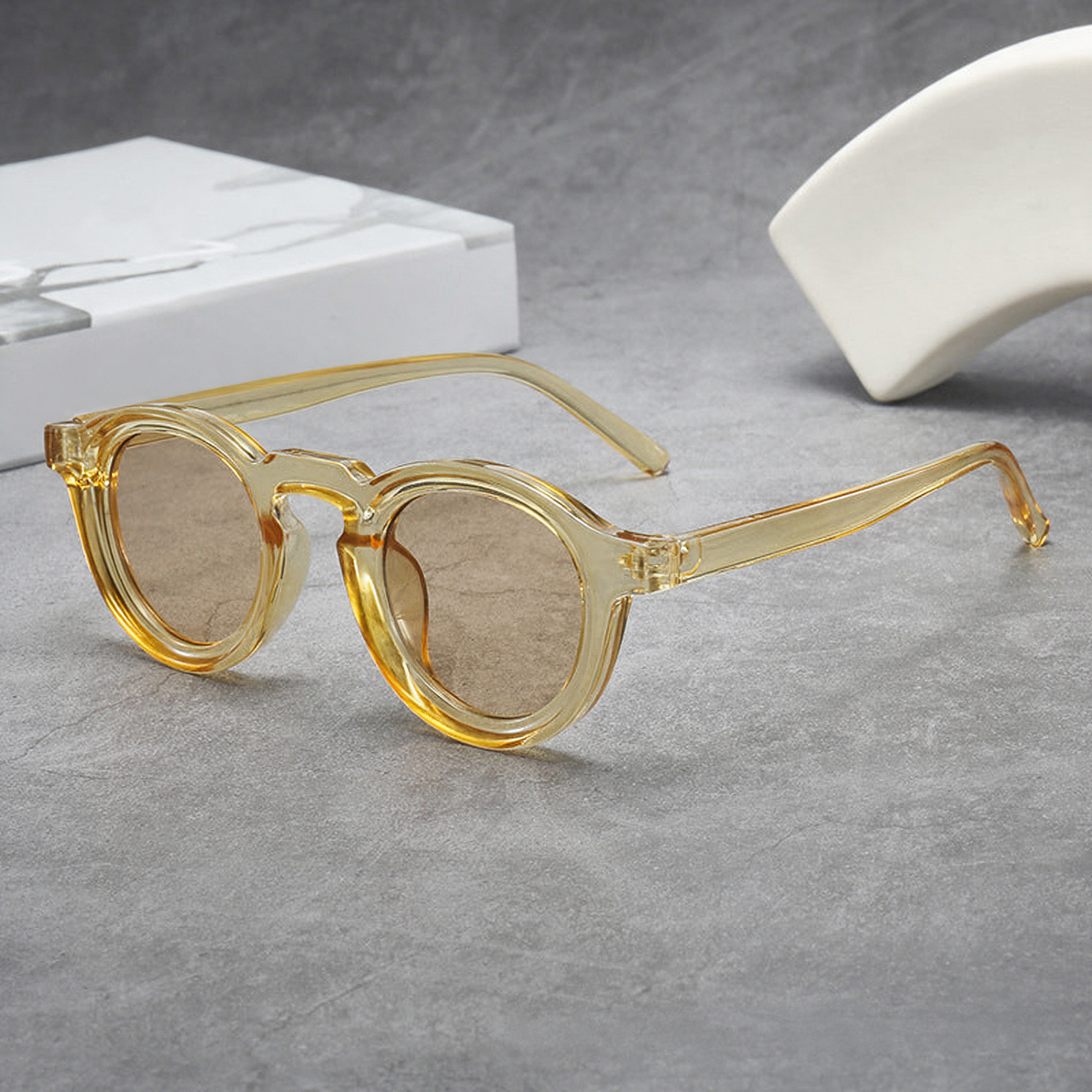 Iris Clear Yellow